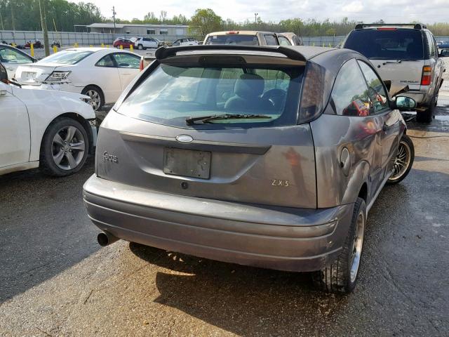 3FAFP31311R219590 - 2001 FORD FOCUS ZX3 GRAY photo 4