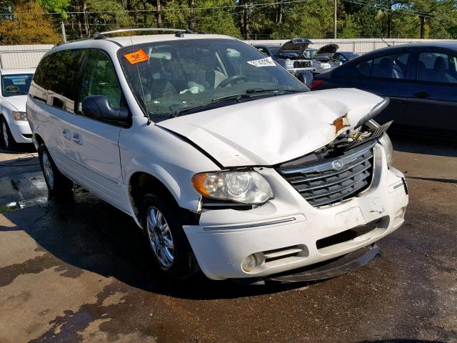 2C8GP64L15R379930 - 2005 CHRYSLER TOWN & COU WHITE photo 1
