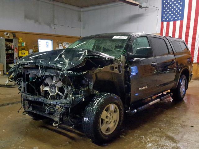 5TFDV54108X067736 - 2008 TOYOTA TUNDRA CRE BLACK photo 2