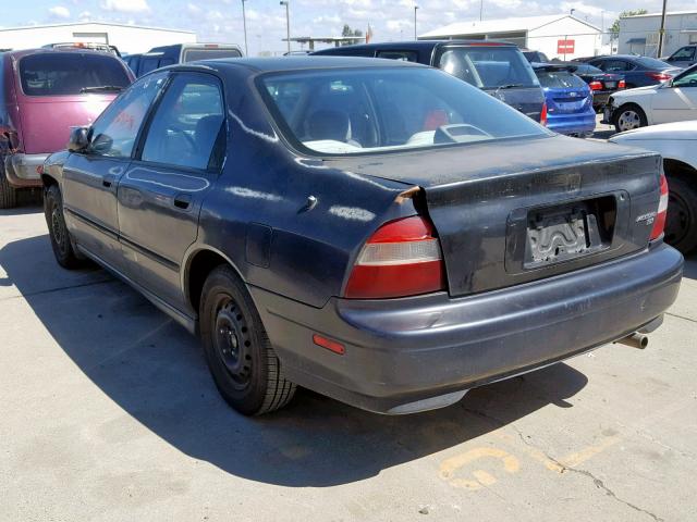 1HGCD5514RA075275 - 1994 HONDA ACCORD DX BLACK photo 3