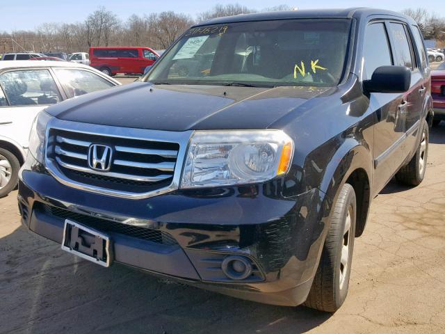 5FNYF4H20CB056640 - 2012 HONDA PILOT LX BLACK photo 2