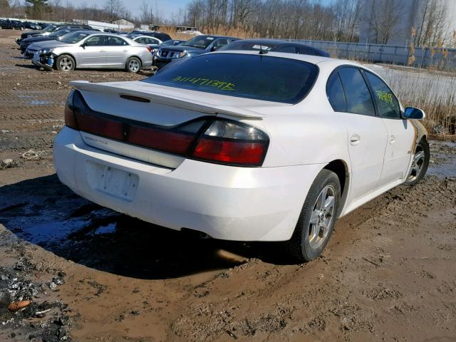 1G2HY54K45U216927 - 2005 PONTIAC BONNEVILLE WHITE photo 4