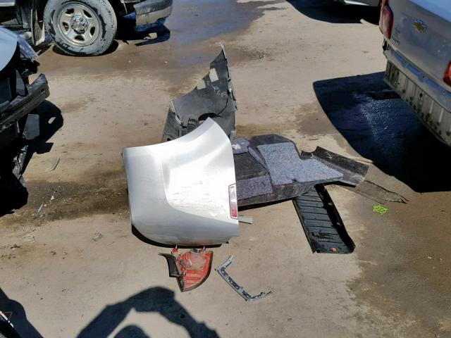 1G1ZB5E15BF164434 - 2011 CHEVROLET MALIBU LS SILVER photo 9