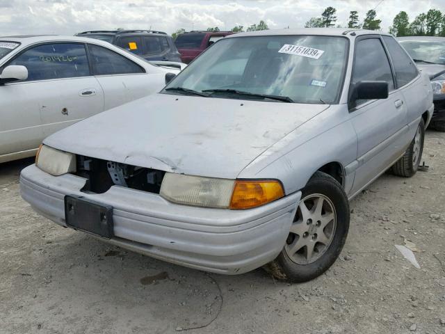 3FASP11J7TR145550 - 1996 FORD ESCORT LX SILVER photo 2