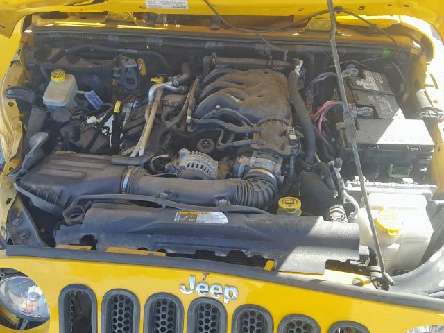 1C4BJWKG1FL652099 - 2015 JEEP WRANGLER U YELLOW photo 7