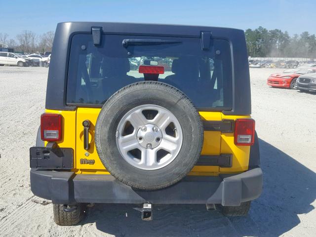 1C4BJWKG1FL652099 - 2015 JEEP WRANGLER U YELLOW photo 9