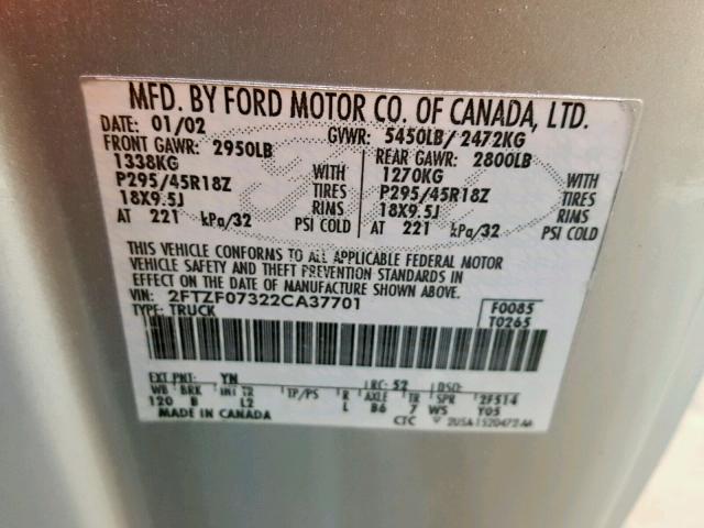 2FTZF07322CA37701 - 2002 FORD F150 SVT L SILVER photo 10