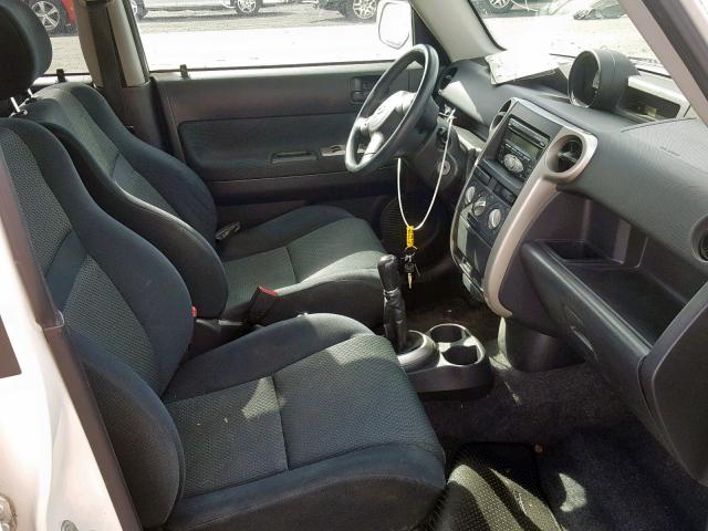 JTLKT334764121856 - 2006 TOYOTA SCION XB 白色 照片 5
