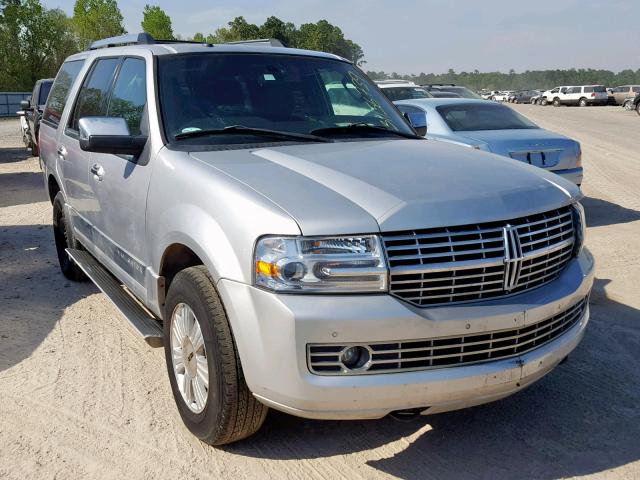 5LMJJ2H52EEL01692 - 2014 LINCOLN NAVIGATOR SILVER photo 1