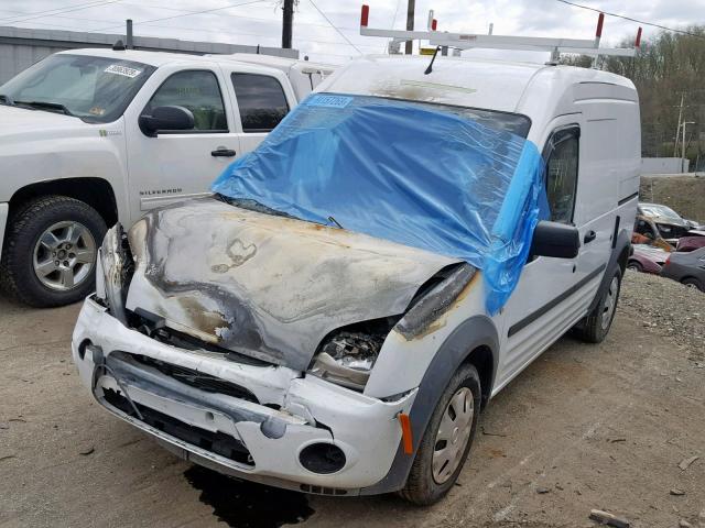 NM0LS7DN5BT045438 - 2011 FORD TRANSIT CO WHITE photo 2