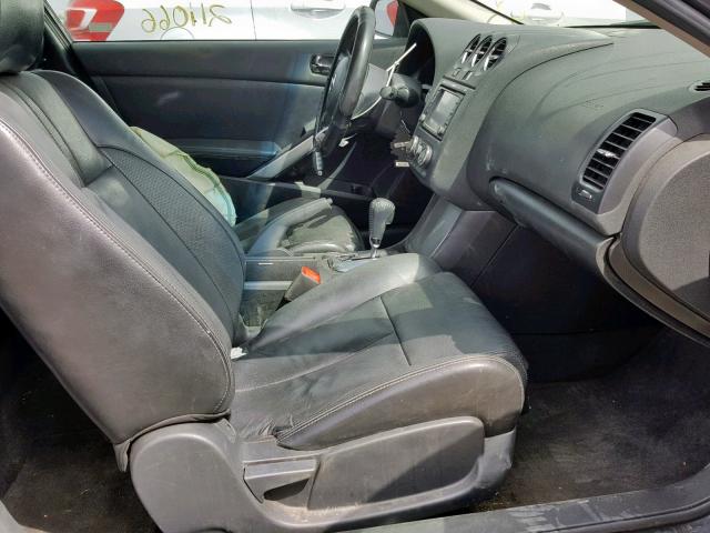 1N4BL2EP8BC108875 - 2011 NISSAN ALTIMA SR GRAY photo 5