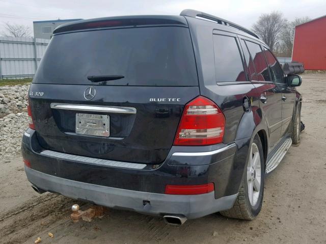 4JGBF25E99A498032 - 2009 MERCEDES-BENZ GL BLACK photo 4