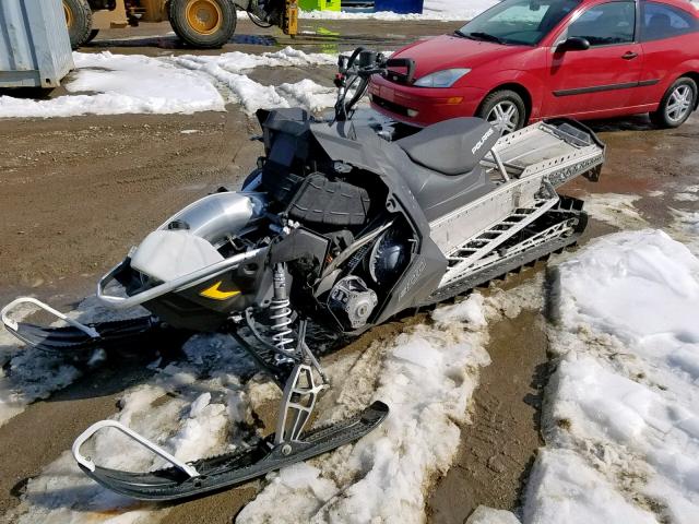 SN1EFK8P0JC155422 - 2018 POLA SNOWMOBILE BLACK photo 2