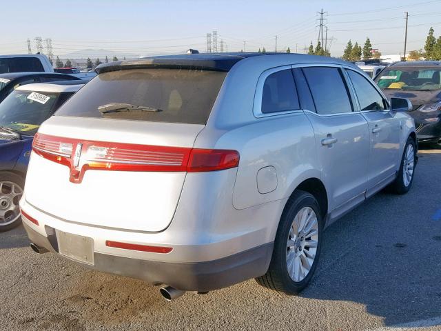 2LMHJ5AT6CBL50600 - 2012 LINCOLN MKT SILVER photo 4