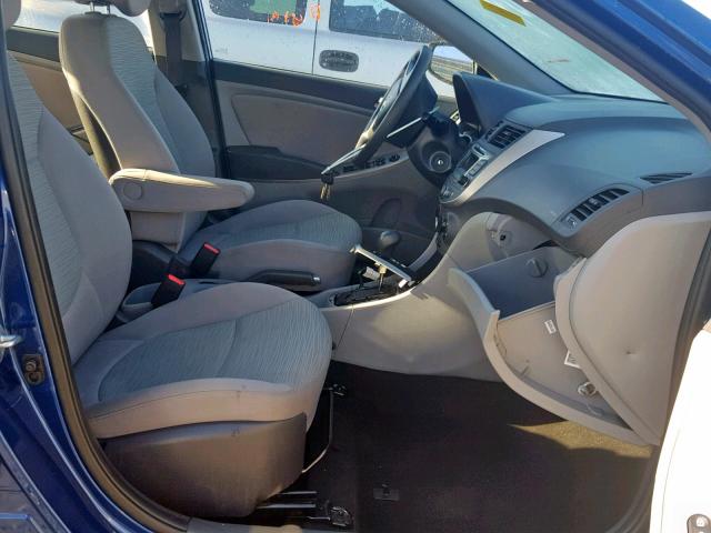 KMHCT4AE7GU033176 - 2016 HYUNDAI ACCENT SE BLUE photo 5