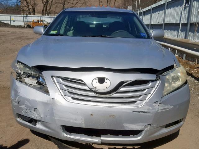 4T1BK46K97U506718 - 2007 TOYOTA CAMRY NEW SILVER photo 9