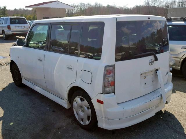 JTLKT324364099596 - 2006 TOYOTA SCION XB WHITE photo 3
