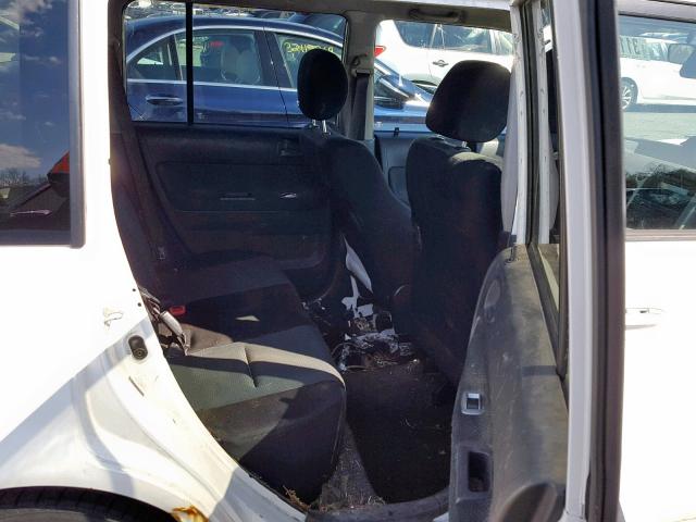 JTLKT324364099596 - 2006 TOYOTA SCION XB WHITE photo 6