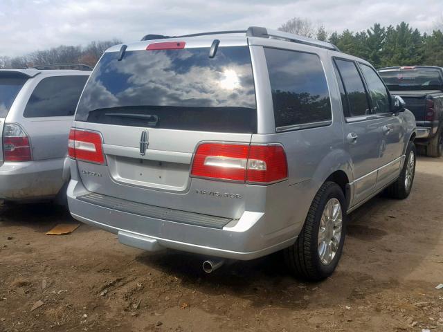 5LMJJ2J56AEJ06912 - 2010 LINCOLN NAVIGATOR 银色 照片 4