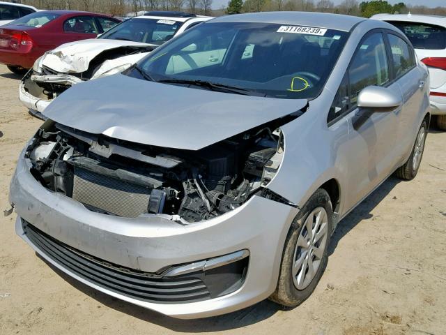 KNADM4A36G6663034 - 2016 KIA RIO LX SILVER photo 2