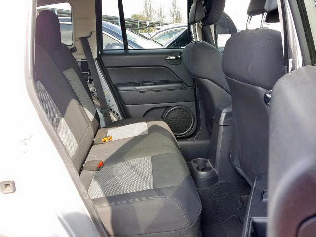 1J4NT4FB8AD541122 - 2010 JEEP COMPASS SP 银色 照片 6