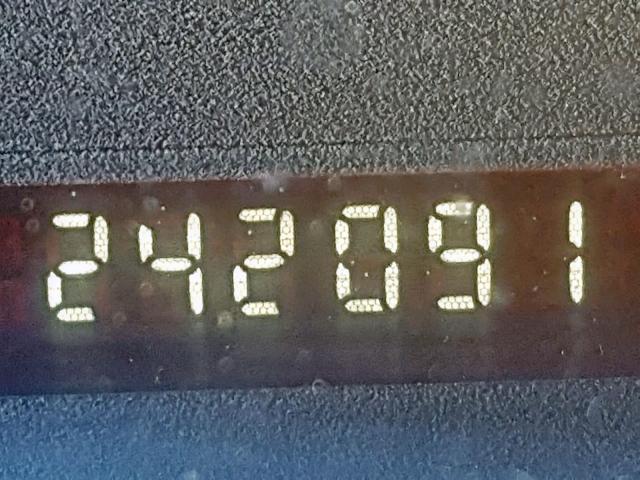 1G1NE52J616225945 - 2001 CHEVROLET MALIBU LS GREEN photo 8