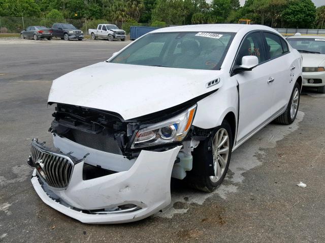 1G4GB5G31GF145346 - 2016 BUICK LACROSSE WHITE photo 2