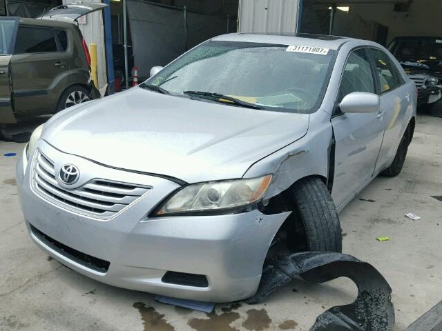 4T1BE46K57U558712 - 2007 TOYOTA CAMRY CE/L SILVER photo 2