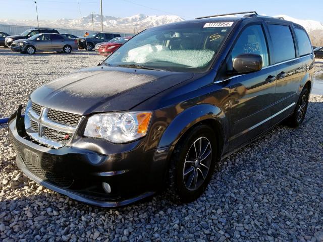 2C4RDGCG2HR773213 - 2017 DODGE GRAND CARAVAN SXT  photo 2