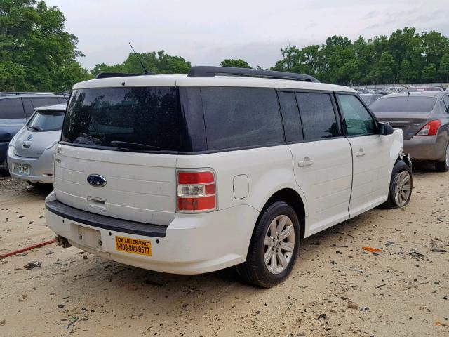 2FMGK5BC6ABA42536 - 2010 FORD FLEX SE WHITE photo 4