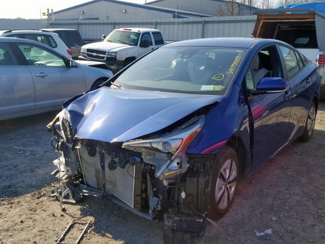 JTDKARFU4J3061498 - 2018 TOYOTA PRIUS BLUE photo 2