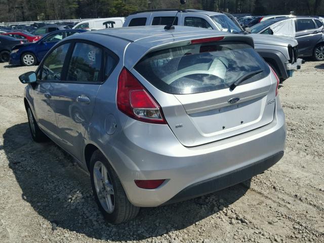 3FADP4EJ3HM104535 - 2017 FORD FIESTA SE SILVER photo 3