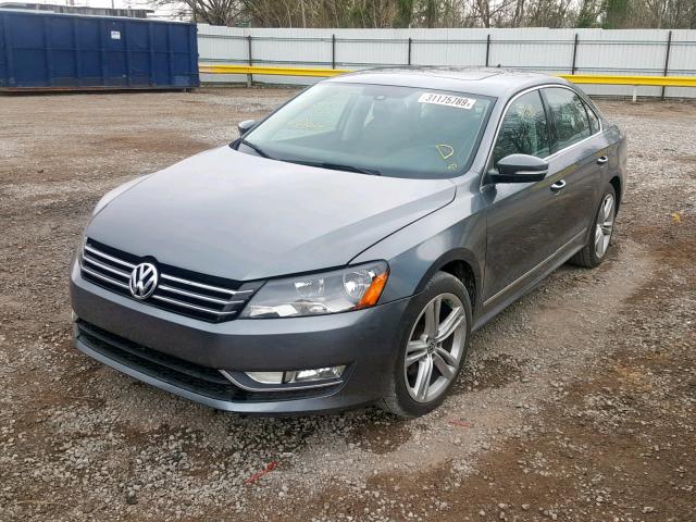 1VWBV7A34FC003855 - 2015 VOLKSWAGEN PASSAT SE CHARCOAL photo 2