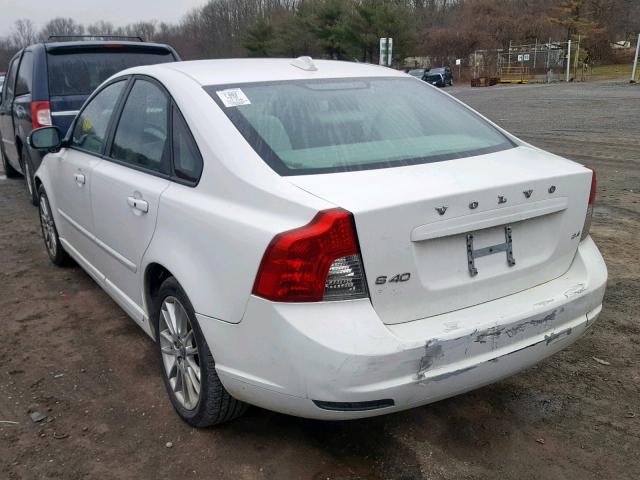 YV1390MS1A2491869 - 2010 VOLVO S40 2.4I WHITE photo 3