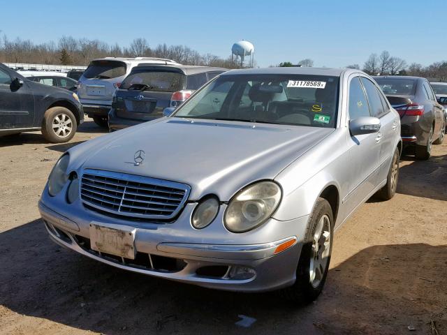 WDBUF65J84A399243 - 2004 MERCEDES-BENZ E 320 GRAY photo 2