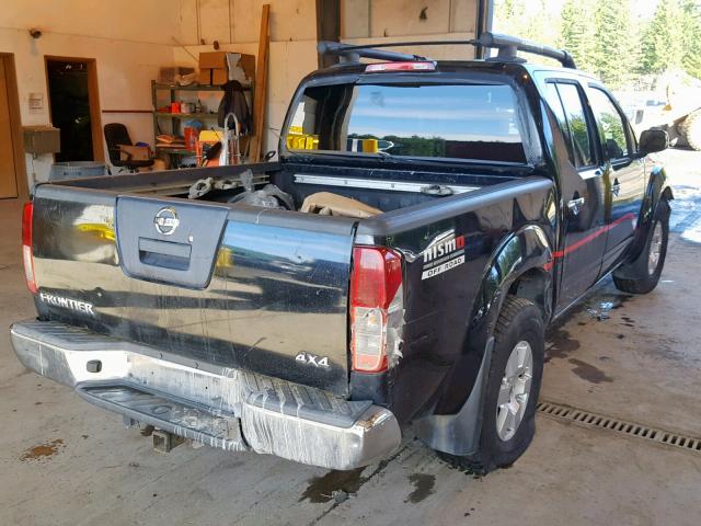 1N6AD07W86C448526 - 2006 NISSAN FRONTIER C BLACK photo 4