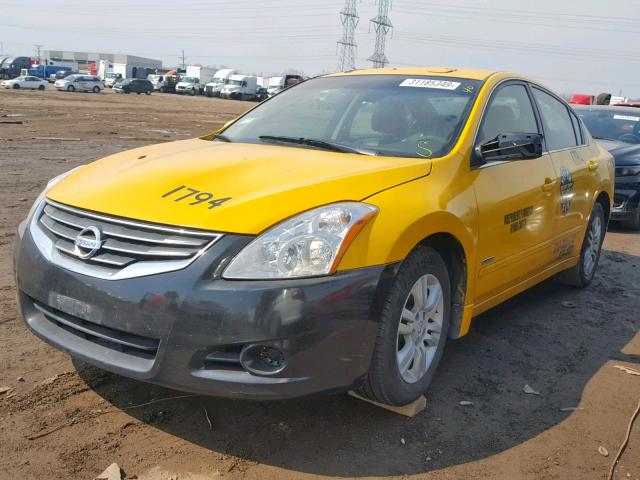 1N4CL2APXBC120522 - 2011 NISSAN ALTIMA HYB YELLOW photo 2