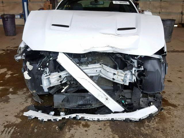 1FA6P8CF5J5129396 - 2018 FORD MUSTANG GT WHITE photo 9