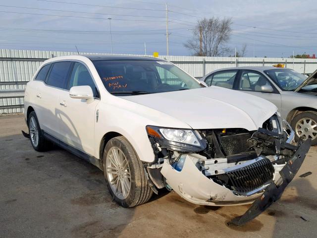 2LMHJ5AT8FBL02570 - 2015 LINCOLN MKT WHITE photo 1