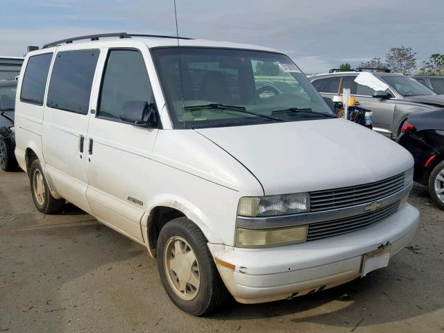 1GNDM19X72B141674 - 2002 CHEVROLET ASTRO WHITE photo 1