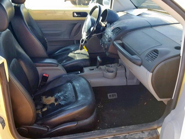 3VWCM31Y84M318908 - 2004 VOLKSWAGEN NEW BEETLE Sarı foto 5