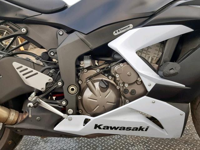 JKBZXJE11DA004963 - 2013 KAWASAKI ZX636 E WHITE photo 7