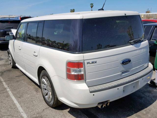 2FMGK5BC5BBD17024 - 2011 FORD FLEX SE WHITE photo 3