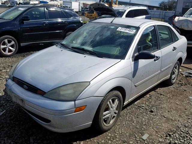 1FAFP34Z23W287476 - 2003 FORD FOCUS SE C SILVER photo 2