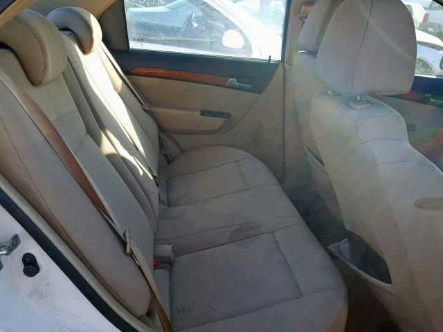 KL1TD5DE4AB083420 - 2010 CHEVROLET AVEO LS WHITE photo 6