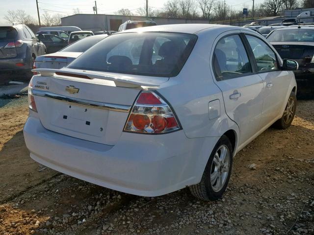 KL1TG5DE0BB147638 - 2011 CHEVROLET AVEO LT WHITE photo 4