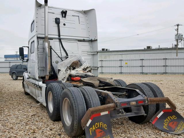 4V4NC9KJ38N494025 - 2008 VOLVO VN VNL WHITE photo 3