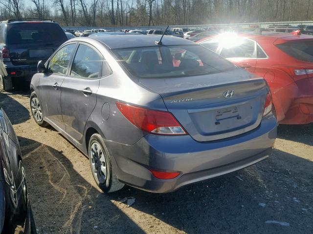 KMHCT4AE3GU003463 - 2016 HYUNDAI ACCENT SE SILVER photo 3