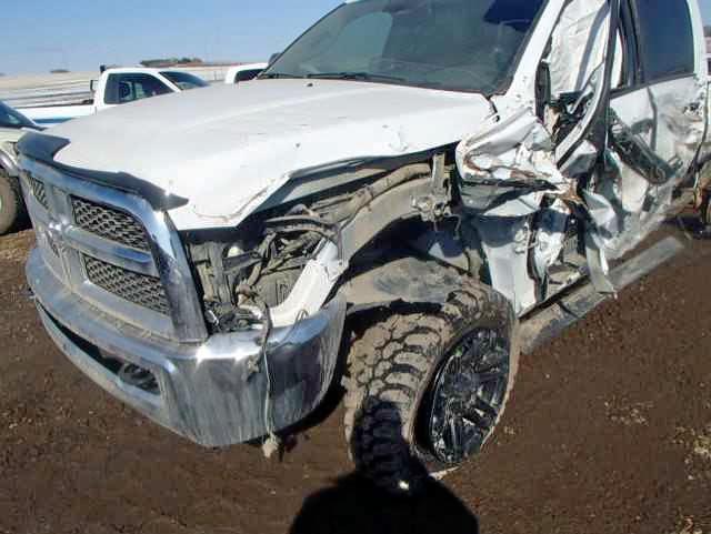 3C63R3DL9GG302876 - 2016 RAM 3500 SLT WHITE photo 9