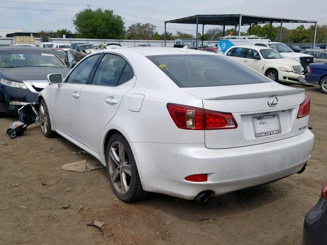 JTHBF5C23C5160994 - 2012 LEXUS IS 250 WHITE photo 3